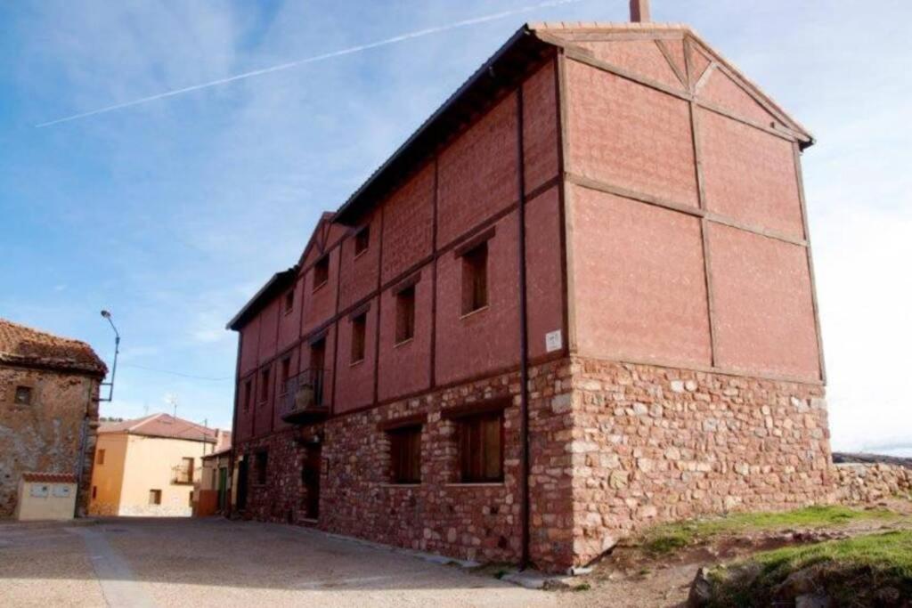Tres Navios En El Mar Casa Rural De 10 Habitaciones Con Bano Individual Precios Web Montejo de Tiermes Eksteriør bilde