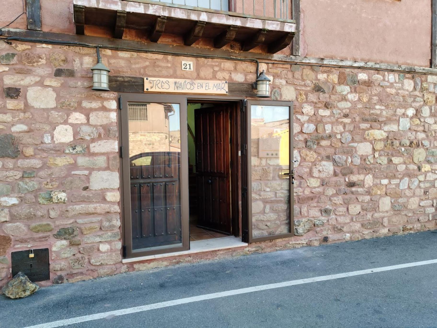 Tres Navios En El Mar Casa Rural De 10 Habitaciones Con Bano Individual Precios Web Montejo de Tiermes Eksteriør bilde