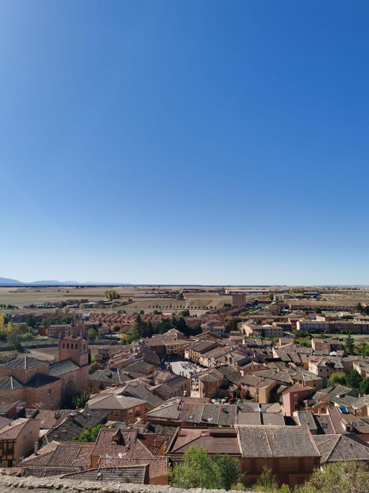 Tres Navios En El Mar Casa Rural De 10 Habitaciones Con Bano Individual Precios Web Montejo de Tiermes Eksteriør bilde