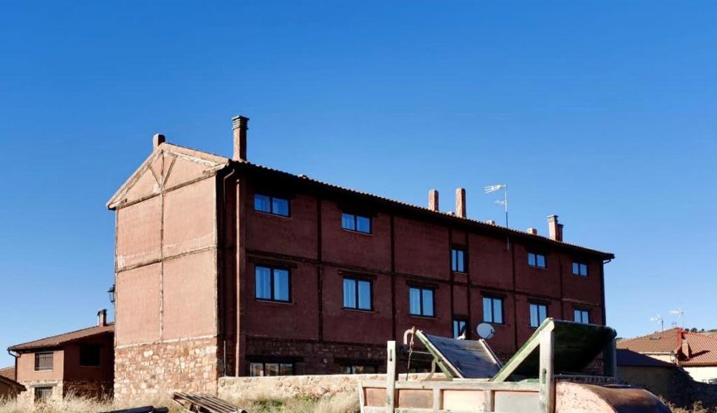 Tres Navios En El Mar Casa Rural De 10 Habitaciones Con Bano Individual Precios Web Montejo de Tiermes Eksteriør bilde