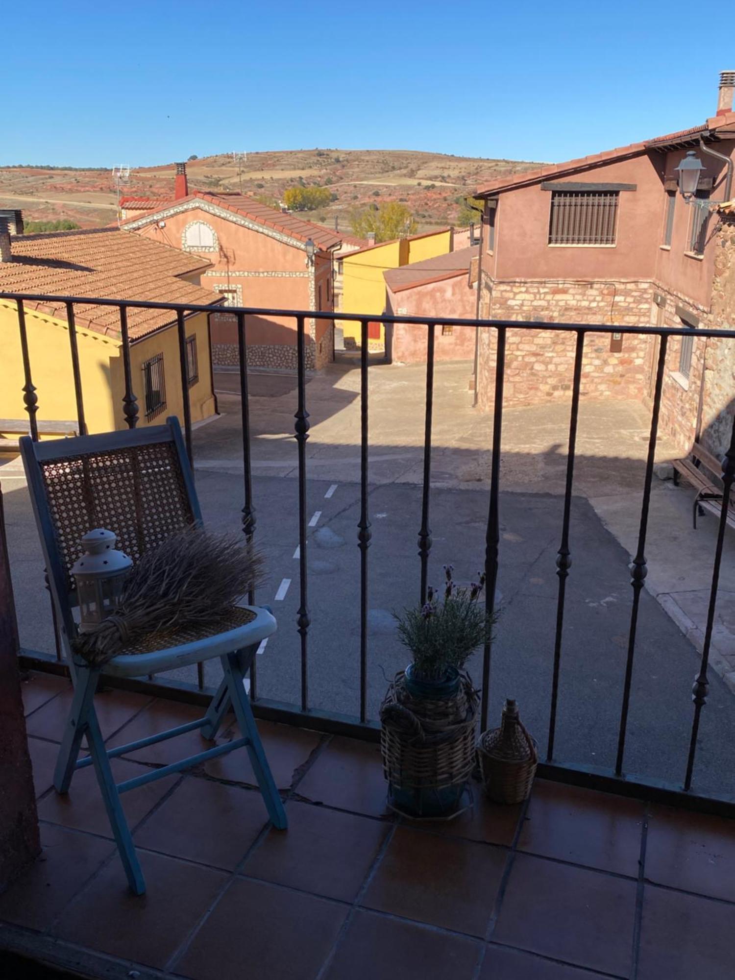 Tres Navios En El Mar Casa Rural De 10 Habitaciones Con Bano Individual Precios Web Montejo de Tiermes Eksteriør bilde